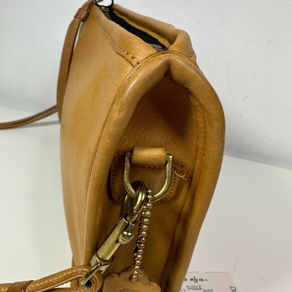 COACH Basic Bag #9455 Tan Leather Vintage 1970s Zippered Clutch Shoulder Bag - Picture 7 of 16